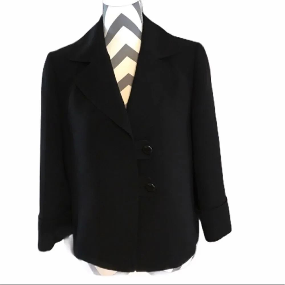 Tahari Arthur S Levine Black 2 Button Blazer Size 10